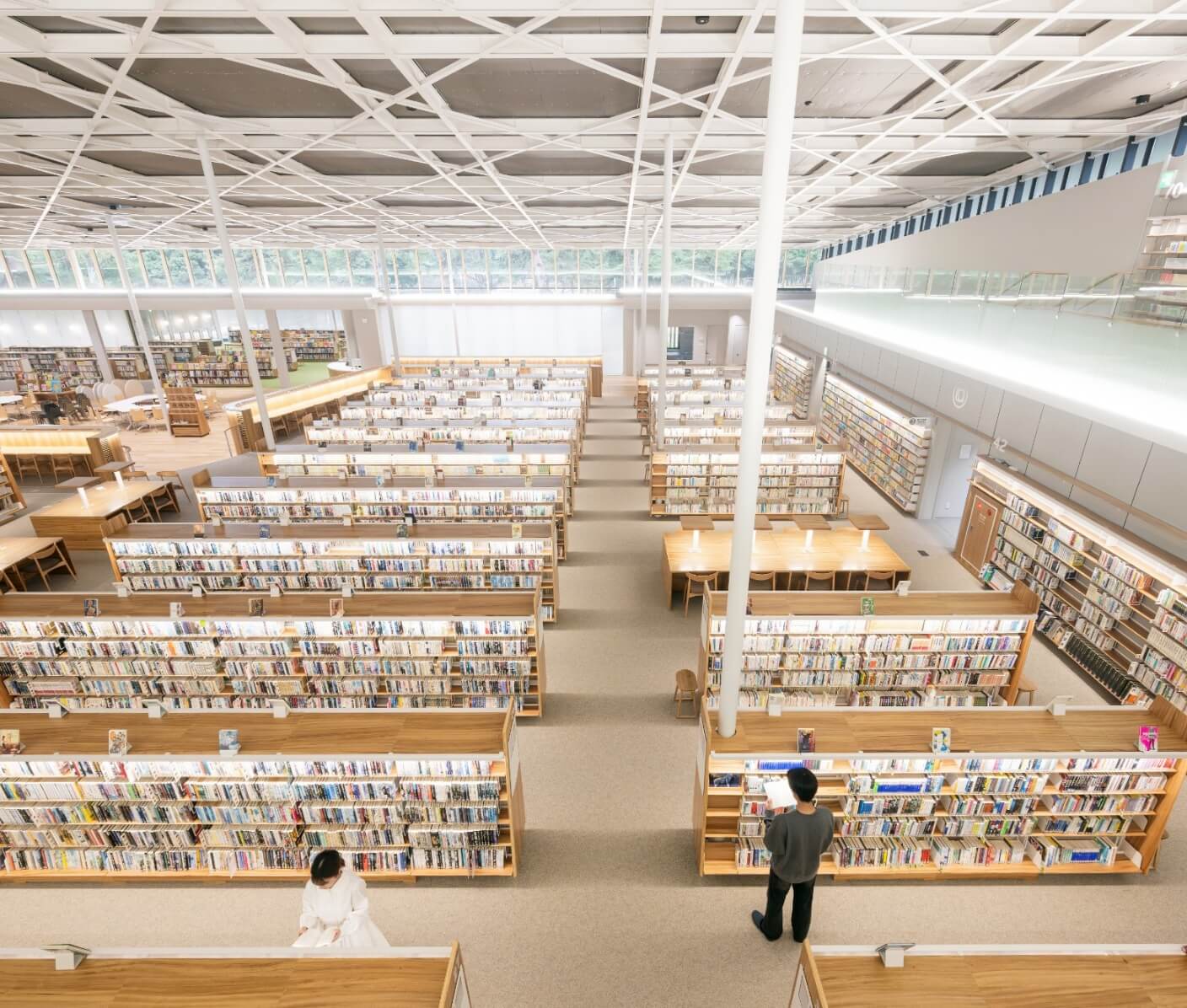 こもれびと、創造力を、ひらく旅。 別府市立図書館 こもれびパークが誕生！
